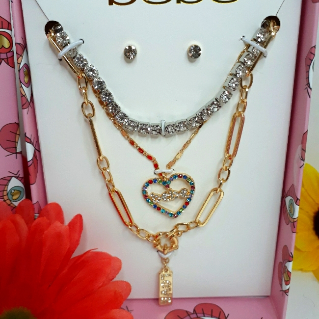 Bebe 3 Piece Necklace 20$